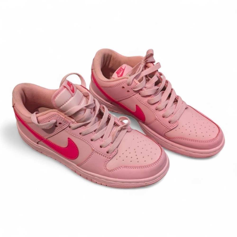 Women's Pink Nike Sneakers Sz 8.5
